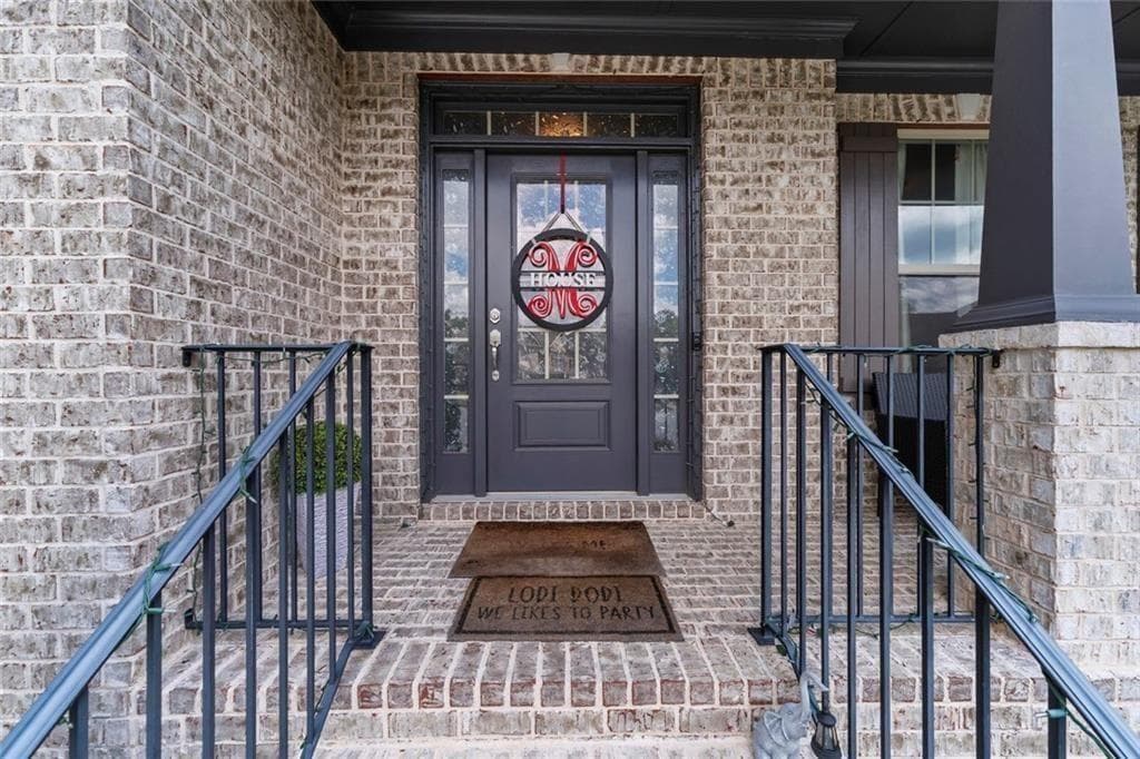 4 bedroom, 4 bathroom, 2,955 sq ft single family residence for sale at 721 Autumn Meadow Drive, Loganville, GA 30052 — photo 3