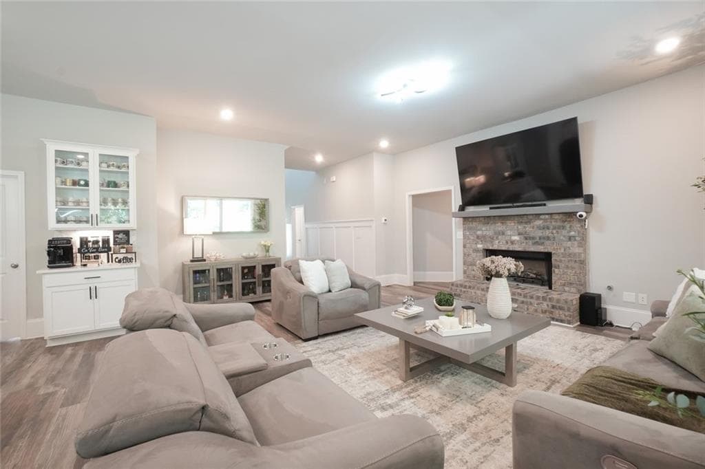 4 bedroom, 3 bathroom single family residence for sale at 1880 Grand Lanier Drive, Buford, GA 30518 — photo 9