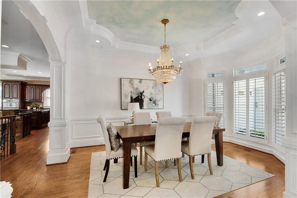 6 bedroom, 6 bathroom, 6,198 sq ft single family residence for sale at 6400 Lakeview Drive, Buford, GA 30518 — photo 6