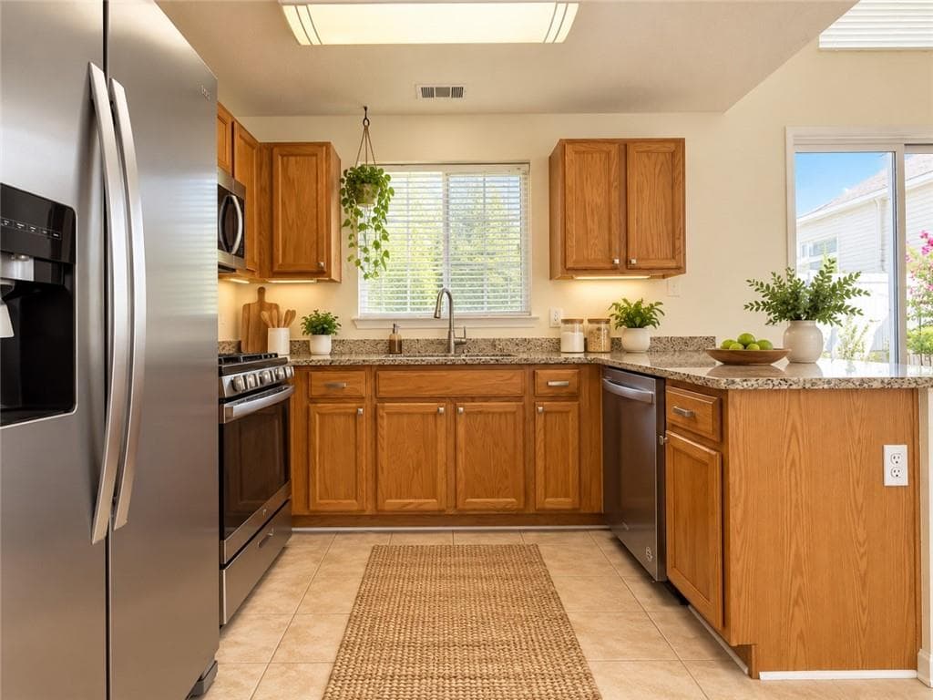 3 bedroom, 3 bathroom, 1,271 sq ft single family residence for rent at 1266 West Oaks Way, Woodstock, GA 30188 for $2,100 a month — photo 6