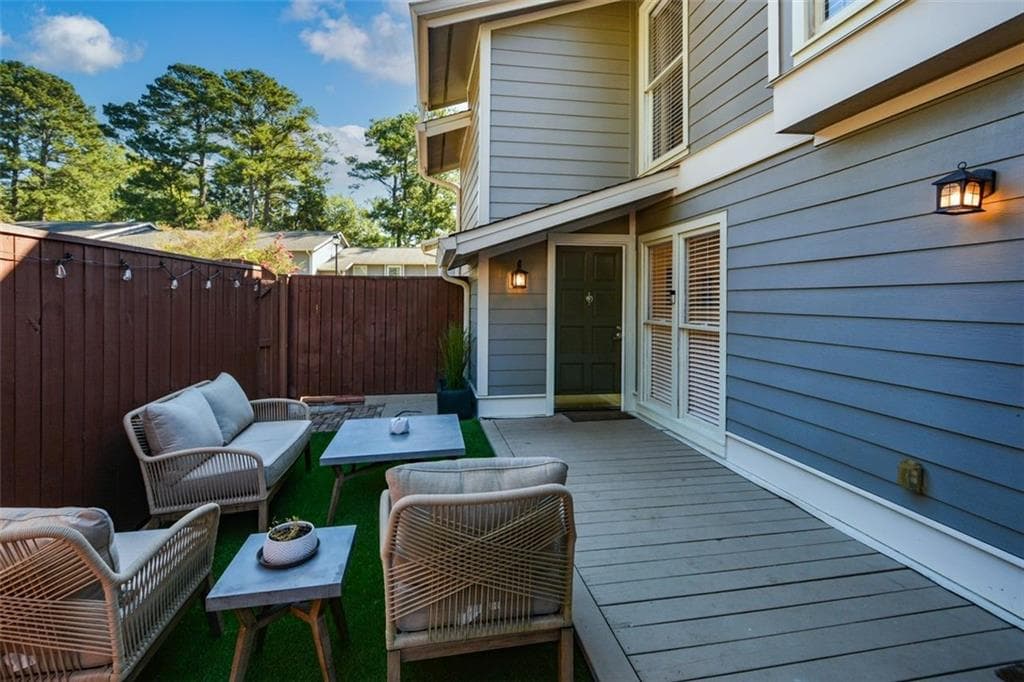2 bedroom, 3 bathroom, 1,409 sq ft condominium for sale at 5034 Meadow Lane, Marietta, GA 30068