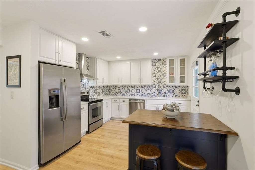 2 bedroom, 3 bathroom, 1,409 sq ft condominium for sale at 5034 Meadow Lane, Marietta, GA 30068 — photo 6