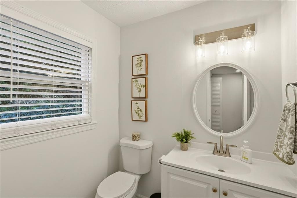 2 bedroom, 3 bathroom, 1,409 sq ft condominium for sale at 5034 Meadow Lane, Marietta, GA 30068 — photo 10