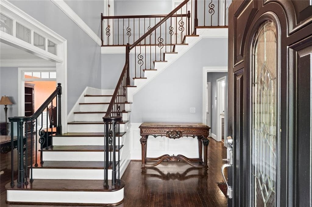 5 bedroom, 4 bathroom, 4,395 sq ft single family residence for sale at 5502 Oakwood Drive, Stone Mountain, GA 30087 — photo 3