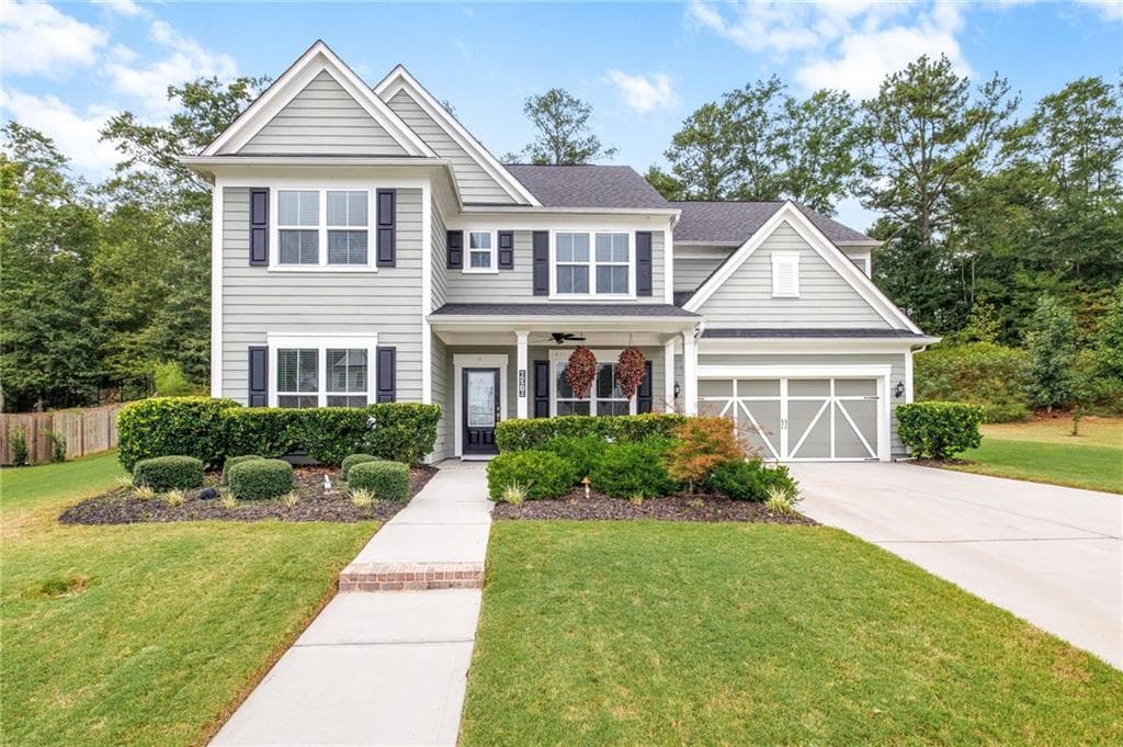4 bedroom, 3 bathroom, 2,967 sq ft single family residence for sale at 6576 Red Hawk Way, Hoschton, GA 30548
