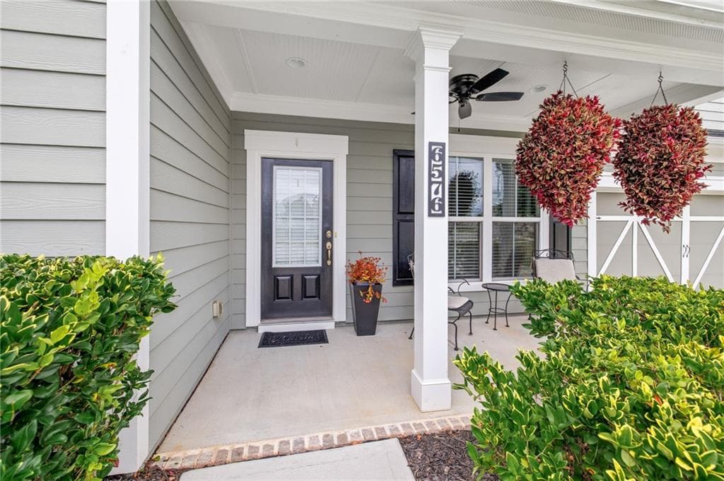 4 bedroom, 3 bathroom, 2,967 sq ft single family residence for sale at 6576 Red Hawk Way, Hoschton, GA 30548 — photo 5
