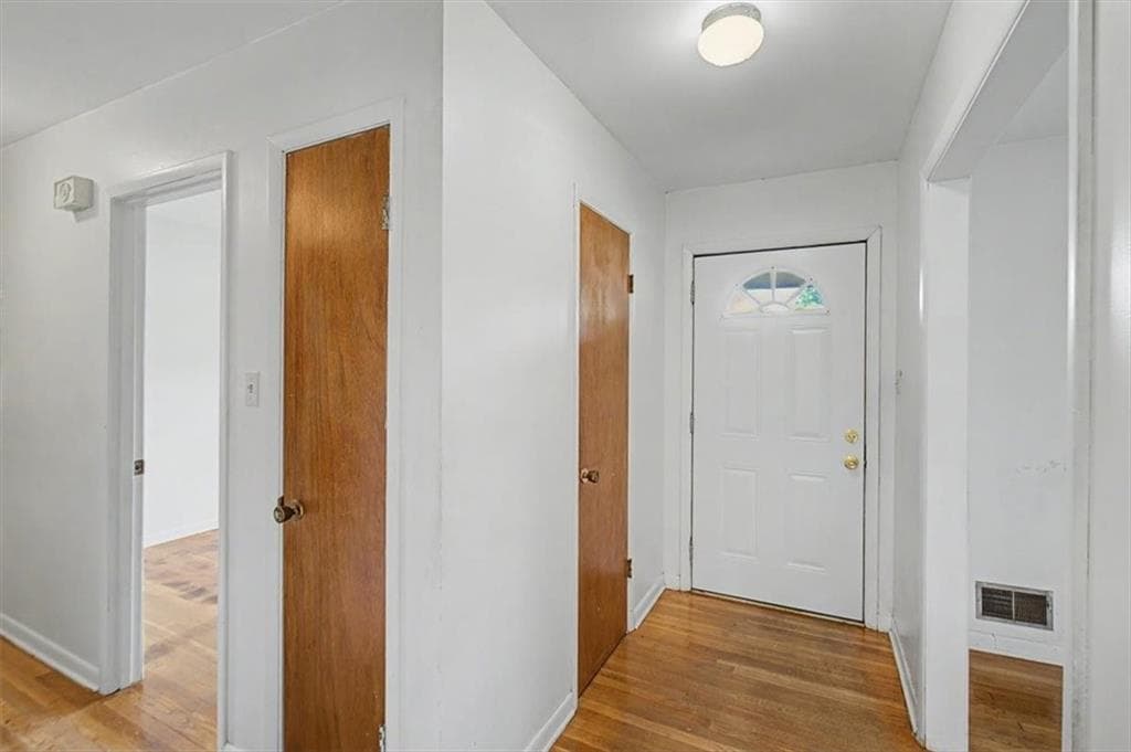 4 bedroom, 3 bathroom, 1,632 sq ft single family residence for sale at 5735 Burnt Hickory Road, Powder Springs, GA 30127 — photo 10