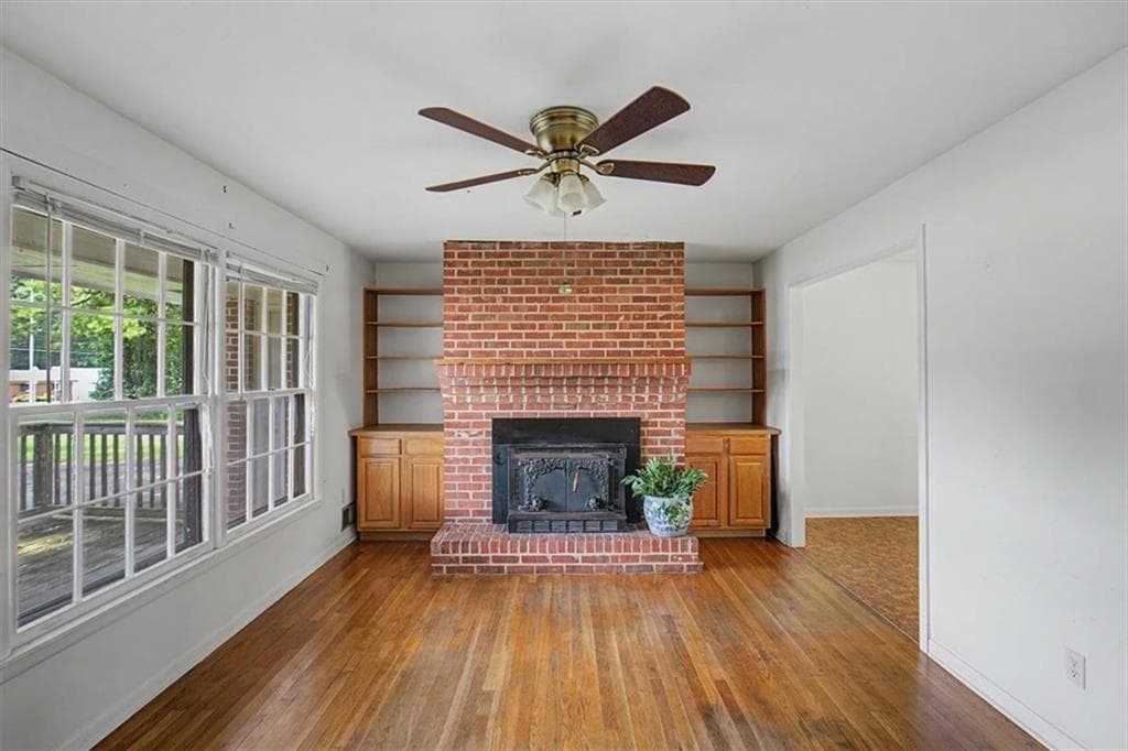 4 bedroom, 3 bathroom, 1,632 sq ft single family residence for sale at 5735 Burnt Hickory Road, Powder Springs, GA 30127 — photo 3