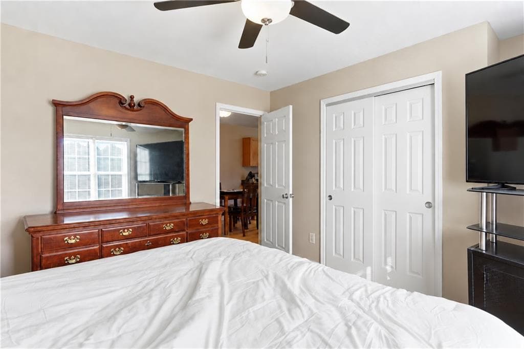1 bedroom, 1 bathroom, 805 sq ft condominium for sale at 406 Waterford Drive, Calhoun, GA 30701 — photo 6
