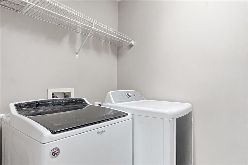 1 bedroom, 1 bathroom, 805 sq ft condominium for sale at 406 Waterford Drive, Calhoun, GA 30701 — photo 8