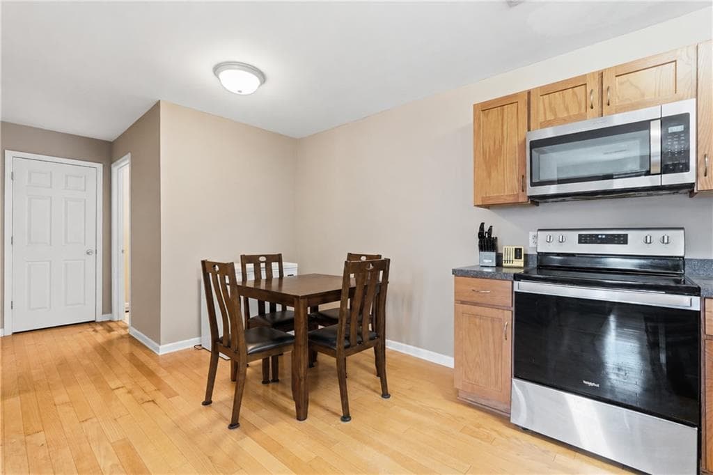 1 bedroom, 1 bathroom, 805 sq ft condominium for sale at 406 Waterford Drive, Calhoun, GA 30701 — photo 9