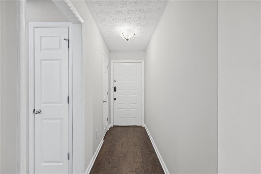 2 bedroom, 2 bathroom, 1,187 sq ft condominium for rent at 2901 Lenox Road 603, Atlanta, GA 30324 for $2,150 a month — photo 6
