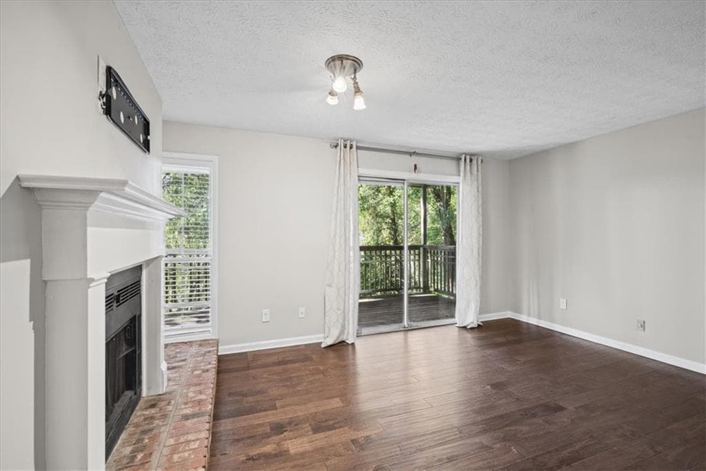 2 bedroom, 2 bathroom, 1,187 sq ft condominium for rent at 2901 Lenox Road 603, Atlanta, GA 30324 for $2,150 a month — photo 7