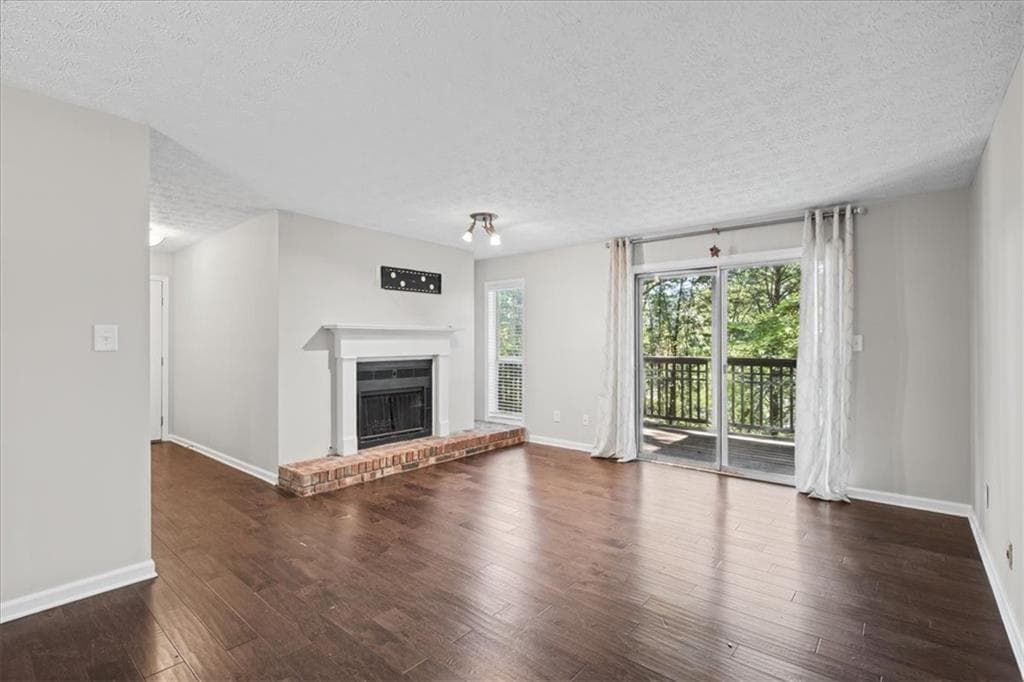 2 bedroom, 2 bathroom, 1,187 sq ft condominium for rent at 2901 Lenox Road 603, Atlanta, GA 30324 for $2,150 a month — photo 8