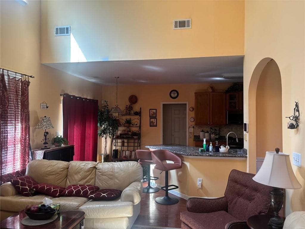 3 bedroom, 3 bathroom, 2,324 sq ft single family residence for sale at 770 Stonecreek Way, Stone Mountain, GA 30087 — photo 2