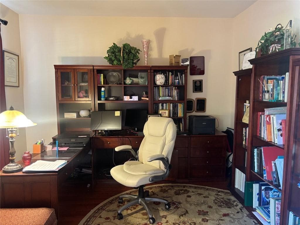 3 bedroom, 3 bathroom, 2,324 sq ft single family residence for sale at 770 Stonecreek Way, Stone Mountain, GA 30087 — photo 3
