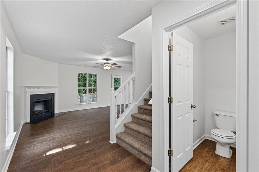 3 bedroom, 3 bathroom, 2,216 sq ft single family residence for sale at 4024 Angels Drive, Stockbridge, GA 30281 — photo 3