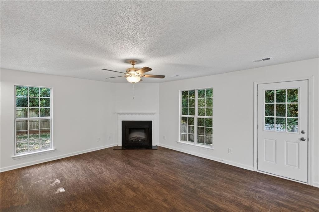 3 bedroom, 3 bathroom, 2,216 sq ft single family residence for sale at 4024 Angels Drive, Stockbridge, GA 30281 — photo 10