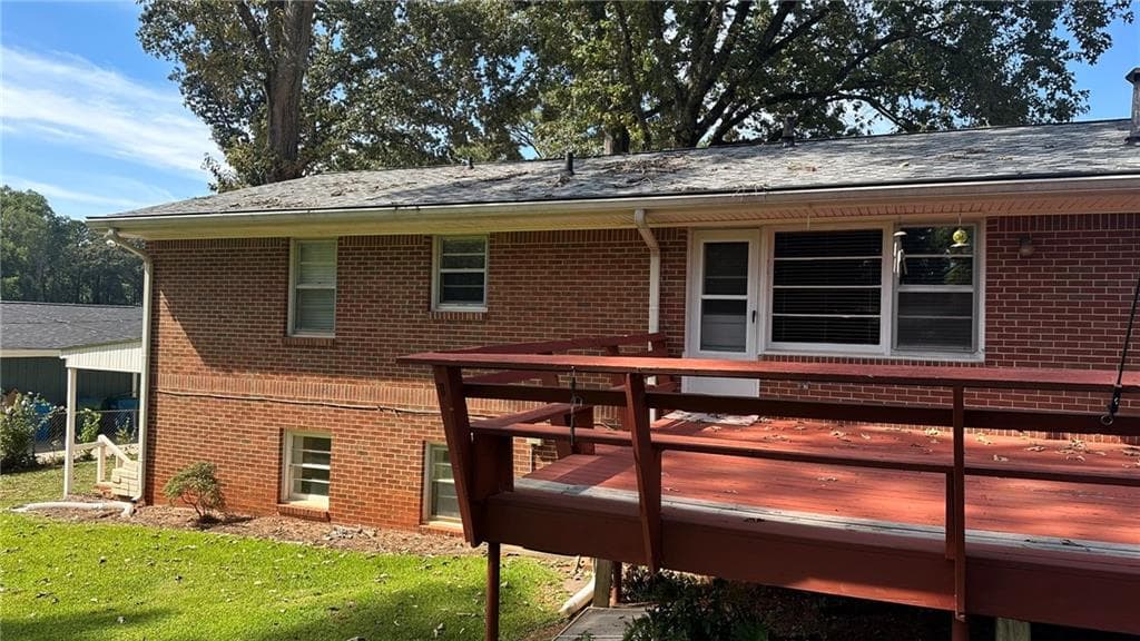 3 bedroom, 2 bathroom, 1,516 sq ft single family residence for sale at 5574 Laurel Lane, Lilburn, GA 30047 — photo 7