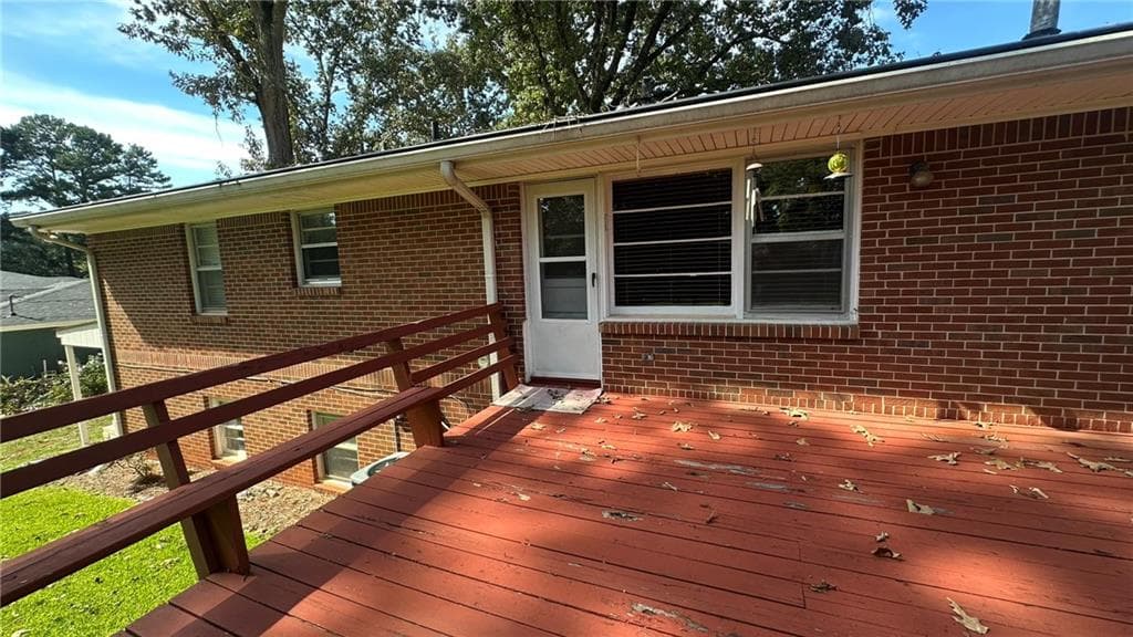 3 bedroom, 2 bathroom, 1,516 sq ft single family residence for sale at 5574 Laurel Lane, Lilburn, GA 30047 — photo 8