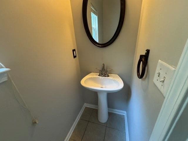 4 bedroom, 3 bathroom, 2,024 sq ft single family residence for sale at 110 Big Elk Court, South Fulton, GA 30349 — photo 7