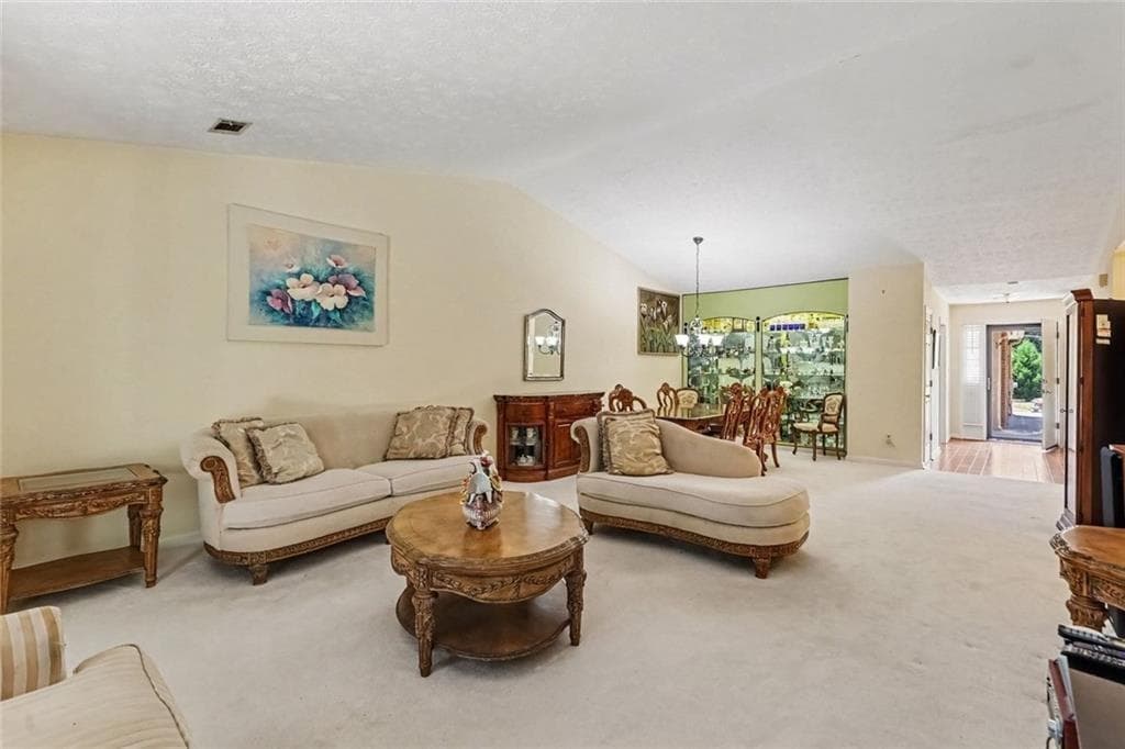 2 bedroom, 2 bathroom, 1,545 sq ft townhouse for sale at 7107 Forest Lane, Union City, GA 30291 — photo 6