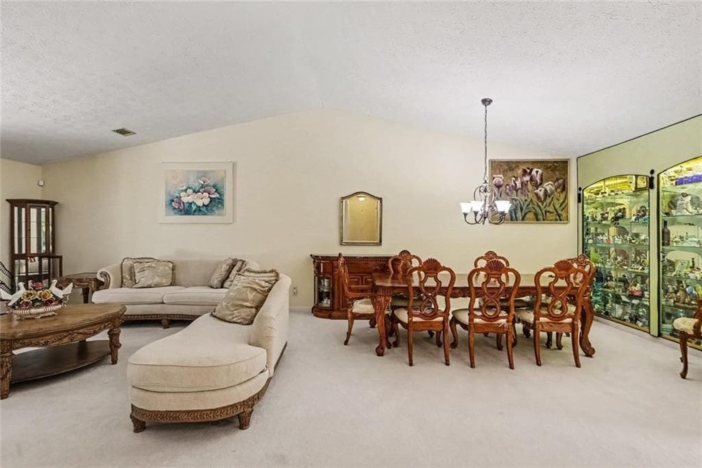 2 bedroom, 2 bathroom, 1,545 sq ft townhouse for sale at 7107 Forest Lane, Union City, GA 30291 — photo 7