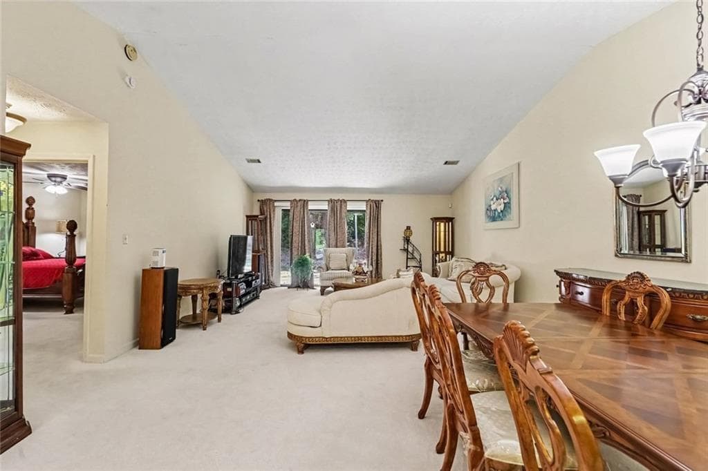 2 bedroom, 2 bathroom, 1,545 sq ft townhouse for sale at 7107 Forest Lane, Union City, GA 30291 — photo 8