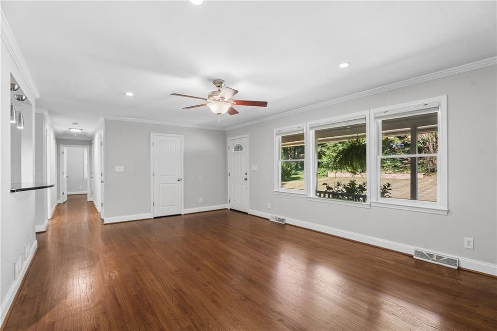 3 bedroom, 2 bathroom, 1,320 sq ft single family residence for sale at 3428 Havalyn Lane, Doraville, GA 30340 — photo 2