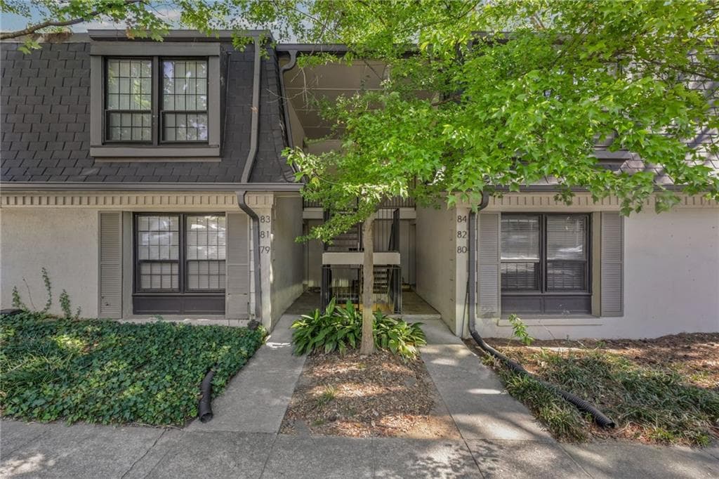 2 bedroom, 2 bathroom, 1,100 sq ft condominium for sale at 79 Adrian Place, Atlanta, GA 30327