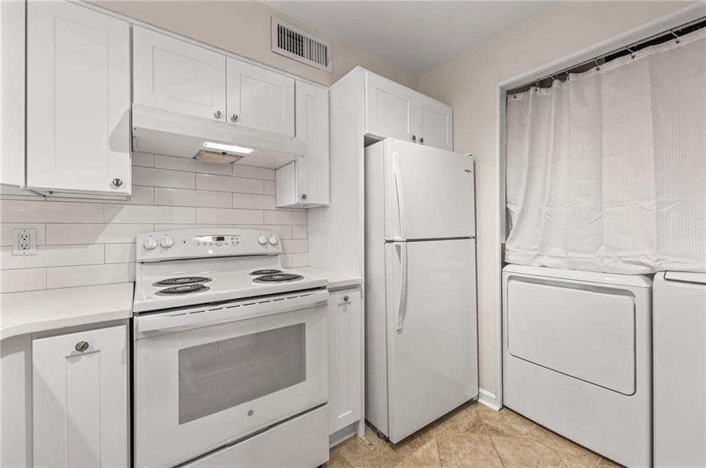 2 bedroom, 2 bathroom, 1,100 sq ft condominium for sale at 79 Adrian Place, Atlanta, GA 30327 — photo 8