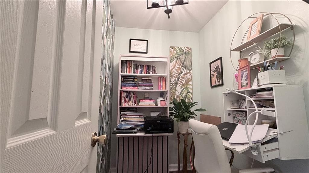 2 bedroom, 2 bathroom, 1,225 sq ft condominium for sale at 201 Brighton Point 201, Sandy Springs, GA 30328 — photo 3