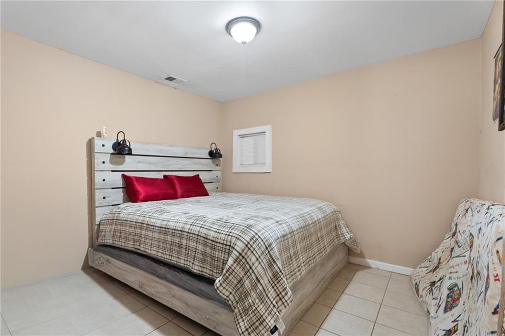 5 bedroom, 3 bathroom, 1,160 sq ft single family residence for sale at 123 South Avenue, Jonesboro, GA 30236 — photo 6