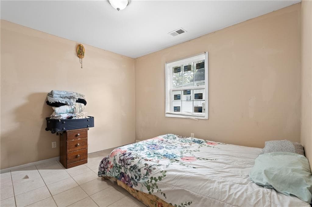 5 bedroom, 3 bathroom, 1,160 sq ft single family residence for sale at 123 South Avenue, Jonesboro, GA 30236 — photo 8