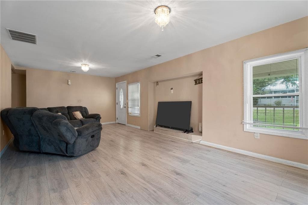 5 bedroom, 3 bathroom, 1,160 sq ft single family residence for sale at 123 South Avenue, Jonesboro, GA 30236 — photo 10