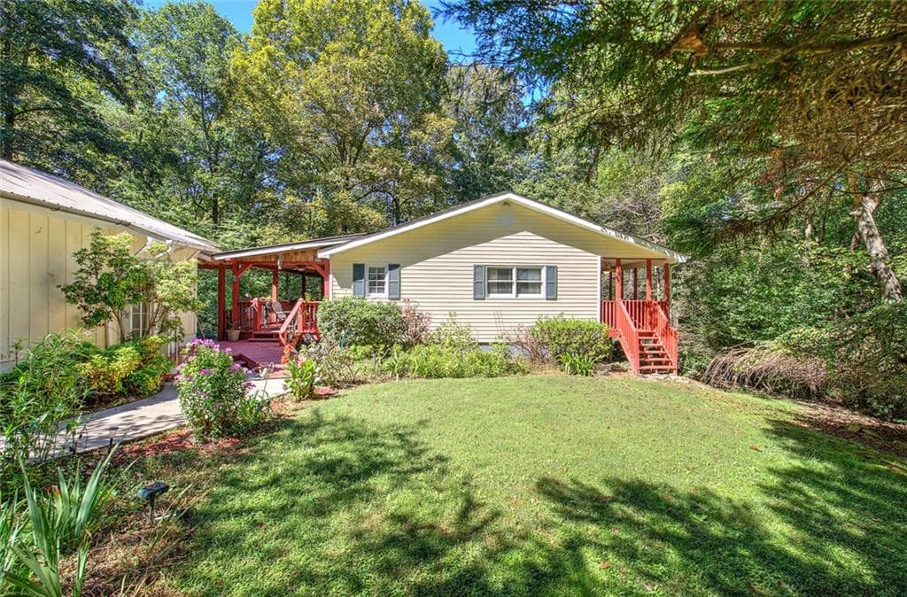 3 bedroom, 3 bathroom, 2,544 sq ft single family residence for sale at 2108 Blackberry Mtn Road, Ellijay, GA 30536 — photo 2