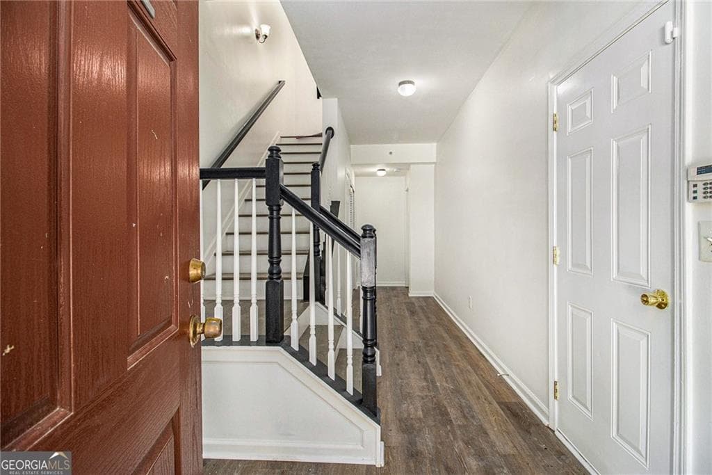 4 bedroom, 4 bathroom, 1,496 sq ft townhouse for rent at 3612 Utoy Drive, Atlanta, GA 30331 for $2,400 a month — photo 5