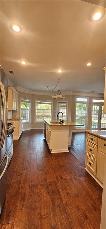 4 bedroom, 3 bathroom, 1,859 sq ft single family residence for rent at 2780 Gentry Walk Court, Cumming, GA 30041 for $2,800 a month — photo 5