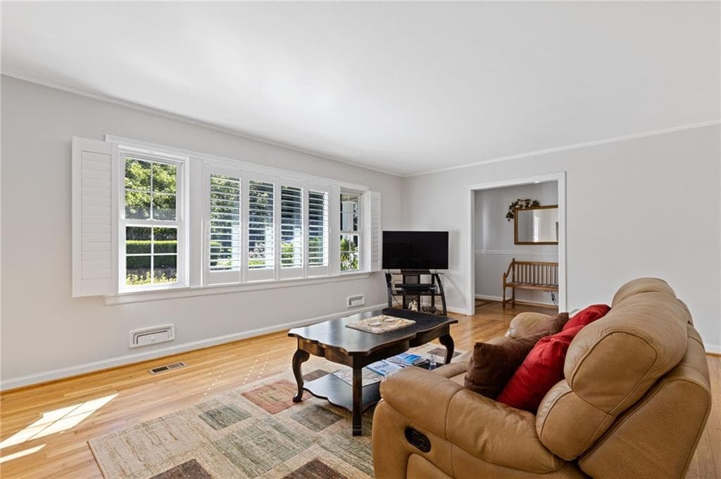 3 bedroom, 2 bathroom, 1,744 sq ft single family residence for sale at 184 Rambo Place, Marietta, GA 30064 — photo 10