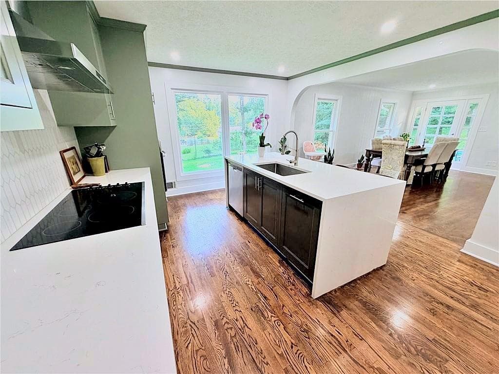 4 bedroom, 2 bathroom, 1,843 sq ft single family residence for sale at 4992 Green Oak Drive, Lilburn, GA 30047 — photo 5