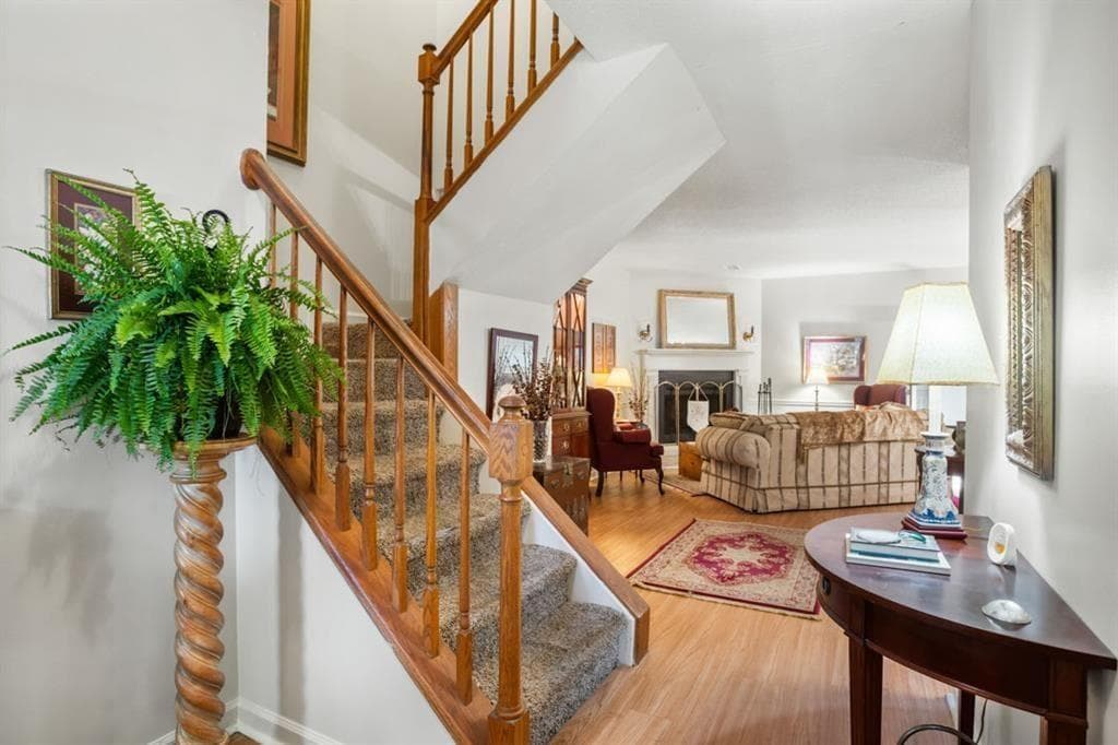 3 bedroom, 3 bathroom, 1,307 sq ft condominium for sale at 6176 Wintergreen Road, Norcross, GA 30093 — photo 3