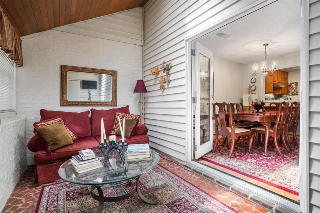 3 bedroom, 3 bathroom, 1,307 sq ft condominium for sale at 6176 Wintergreen Road, Norcross, GA 30093 — photo 9