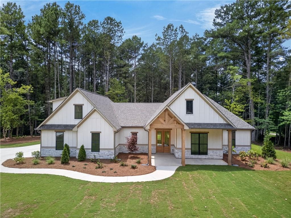 5 bedroom, 4 bathroom, 2,709 sq ft single family residence for sale at 447 School Road, Dallas, GA 30132 — photo 3