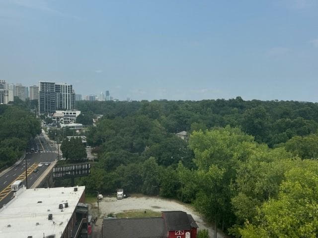 1 bedroom, 1 bathroom, 667 sq ft condominium for sale at 2285 Peachtree Road 1101, Atlanta, GA 30309 — photo 2