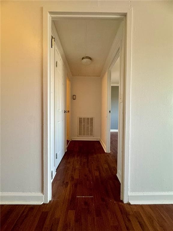 1 bedroom, 1 bathroom, 667 sq ft condominium for sale at 2285 Peachtree Road 1101, Atlanta, GA 30309 — photo 9