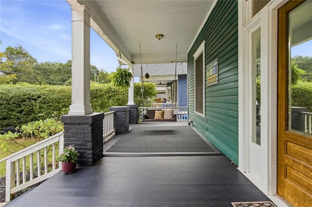 3 bedroom, 2 bathroom, 2,153 sq ft single family residence for sale at 762 Elbert Street, Atlanta, GA 30310 — photo 6