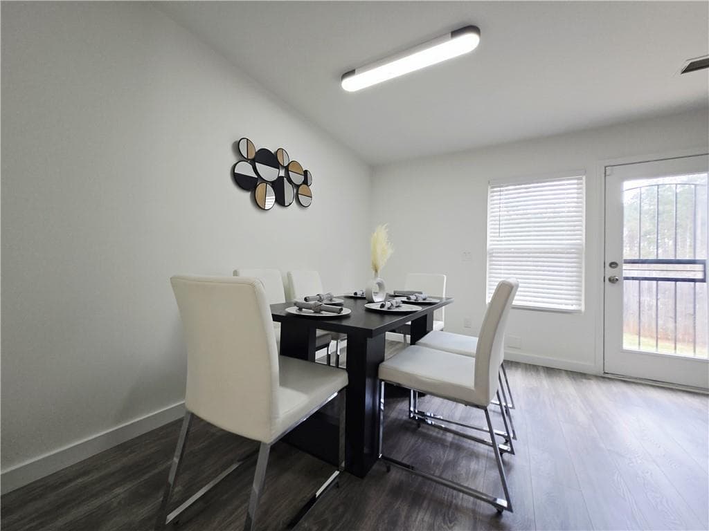 3 bedroom, 3 bathroom, 1,440 sq ft townhouse for sale at 2529 Piering Drive, Lithonia, GA 30038 — photo 10