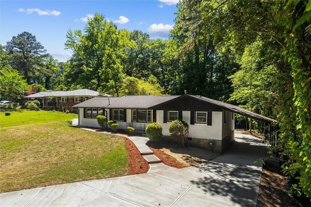 5 bedroom, 5 bathroom, 2,122 sq ft single family residence for sale at 837 Laurelmont Drive, Atlanta, GA 30311 — photo 2