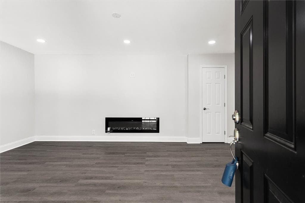 5 bedroom, 5 bathroom, 2,122 sq ft single family residence for sale at 837 Laurelmont Drive, Atlanta, GA 30311 — photo 4