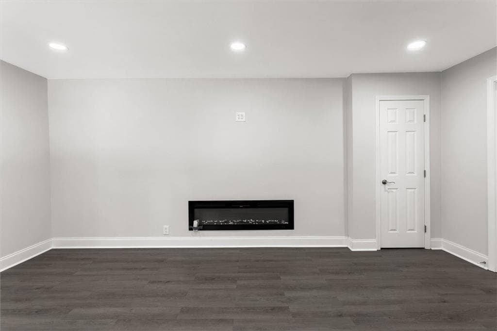 5 bedroom, 5 bathroom, 2,122 sq ft single family residence for sale at 837 Laurelmont Drive, Atlanta, GA 30311 — photo 5